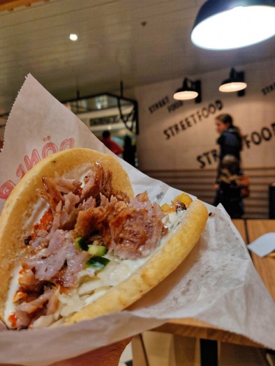 Streetfood - Curry-Wurst, Döner, belege Brote und Brötchen