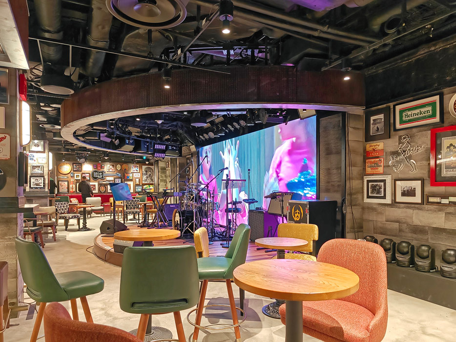 Sid Normans Pourhouse