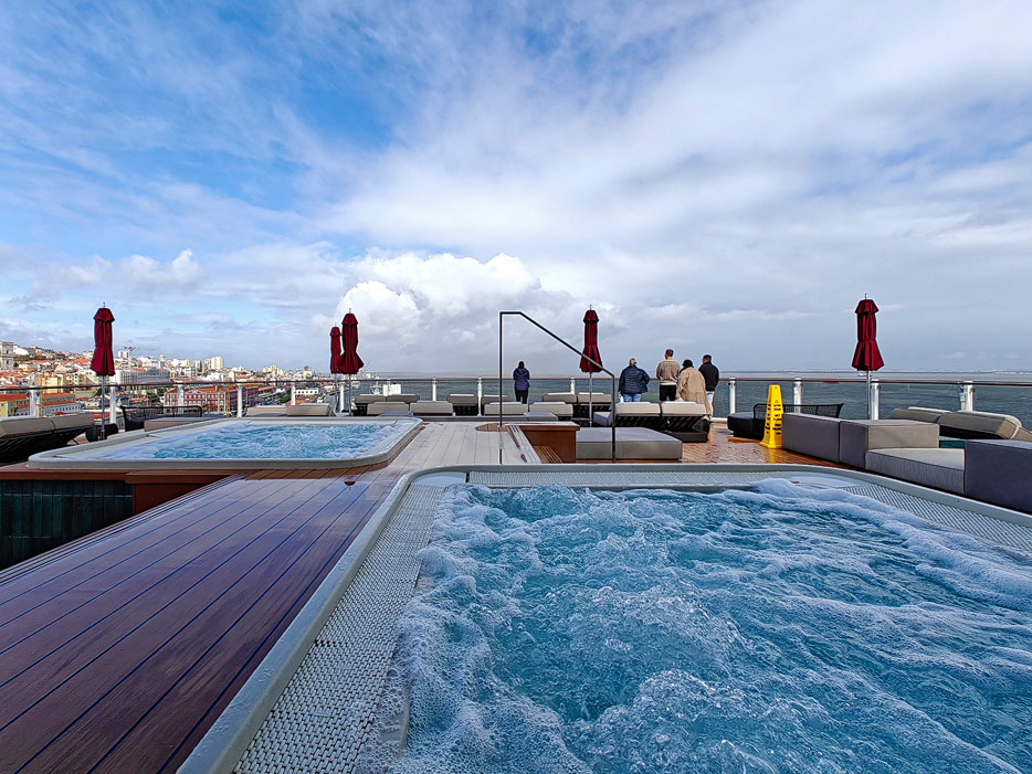 The Haven Adults-only-Sundeck